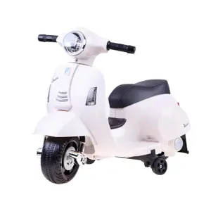 Produkt mamido Dětská elektrická motorka Vespa bílá